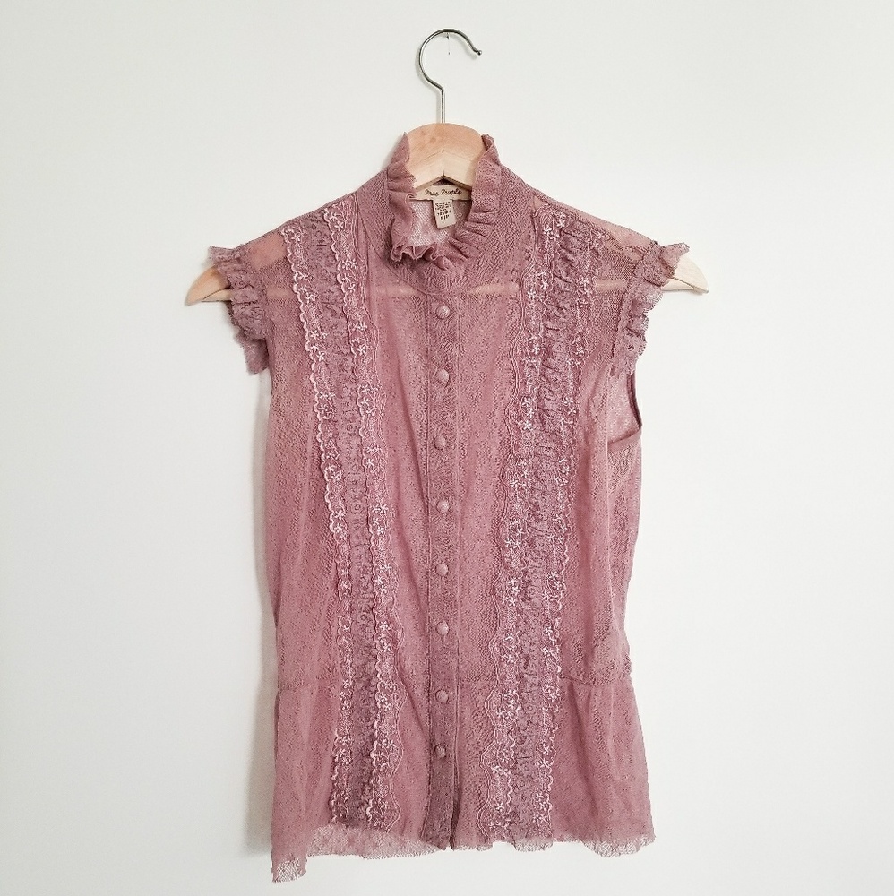 FREE PEOPLE- Like new! Purple Lace Tank w Buttons